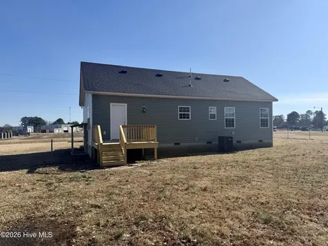 303 Roberson Drive Williamston NC 27892