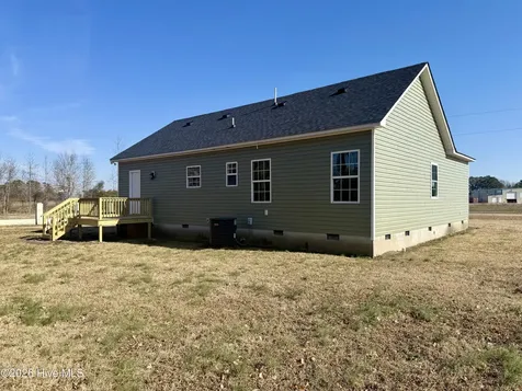 303 Roberson Drive Williamston NC 27892