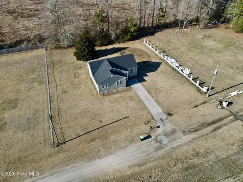 303 Roberson Drive Williamston NC 27892
