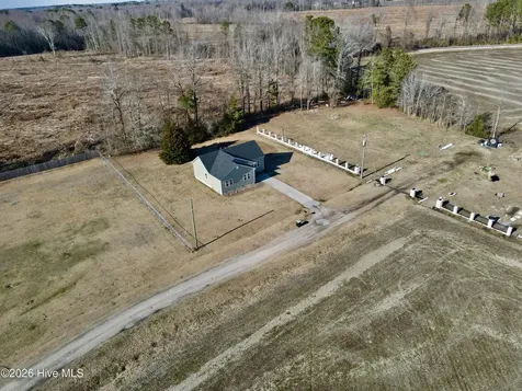303 Roberson Drive Williamston NC 27892