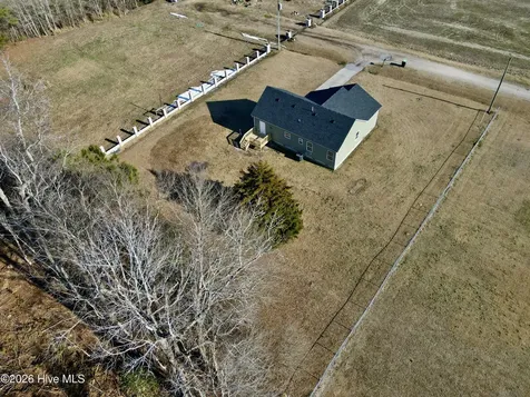 303 Roberson Drive Williamston NC 27892