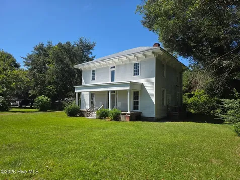 22390 Nc Highway 210 Rocky Point NC 28457