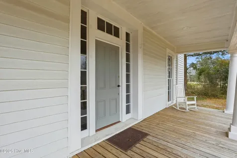 22390 Nc Highway 210 Rocky Point NC 28457