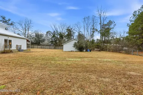 22390 Nc Highway 210 Rocky Point NC 28457