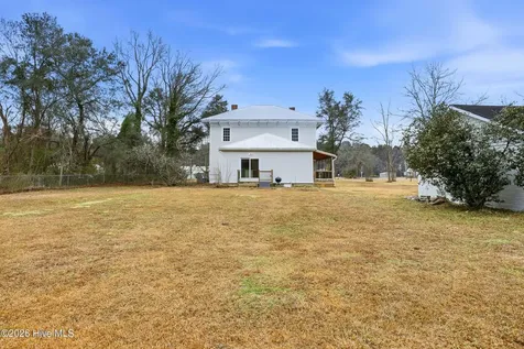 22390 Nc Highway 210 Rocky Point NC 28457