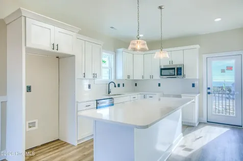 717 N New River Drive Surf City NC 28445