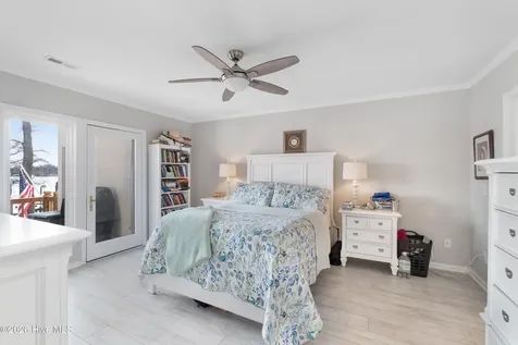 9 Gardner Pointe Drive Elizabeth City NC 27909