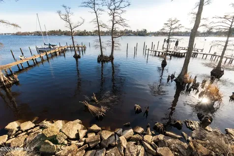 9 Gardner Pointe Drive Elizabeth City NC 27909