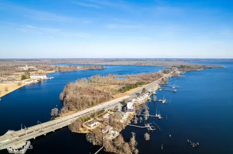 9 Gardner Pointe Drive Elizabeth City NC 27909