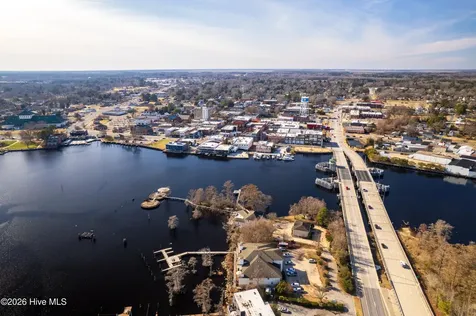 9 Gardner Pointe Drive Elizabeth City NC 27909