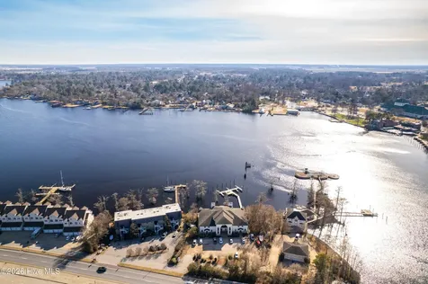 9 Gardner Pointe Drive Elizabeth City NC 27909