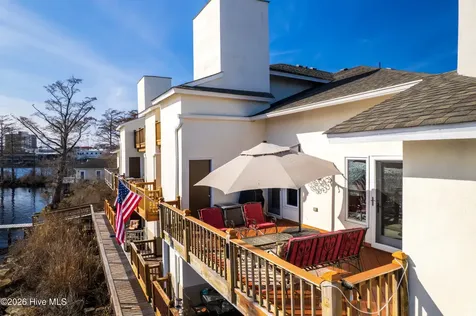 9 Gardner Pointe Drive Elizabeth City NC 27909