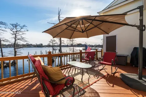 9 Gardner Pointe Drive Elizabeth City NC 27909