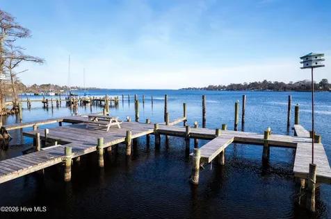 9 Gardner Pointe Drive Elizabeth City NC 27909
