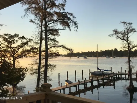 9 Gardner Pointe Drive Elizabeth City NC 27909
