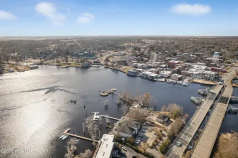 9 Gardner Pointe Drive Elizabeth City NC 27909