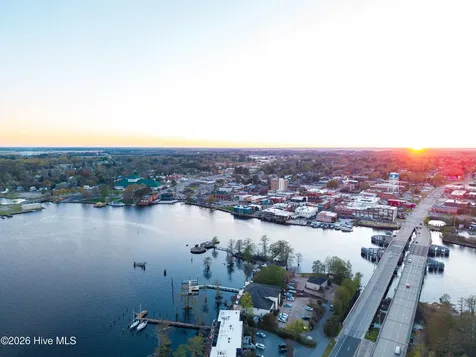 9 Gardner Pointe Drive Elizabeth City NC 27909