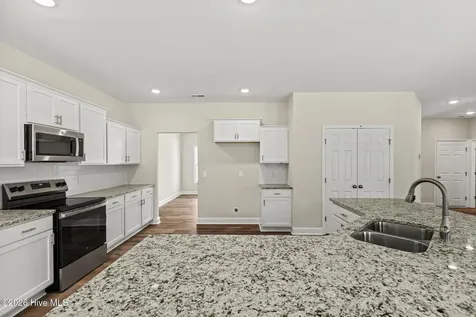 100 Rolling Water Lane Peletier NC 28584