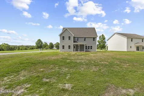 100 Rolling Water Lane Peletier NC 28584