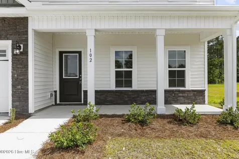 102 Rolling Water Lane Peletier NC 28584