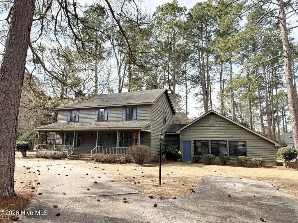 8041 Saint Andrews Drive Laurinburg NC 28352