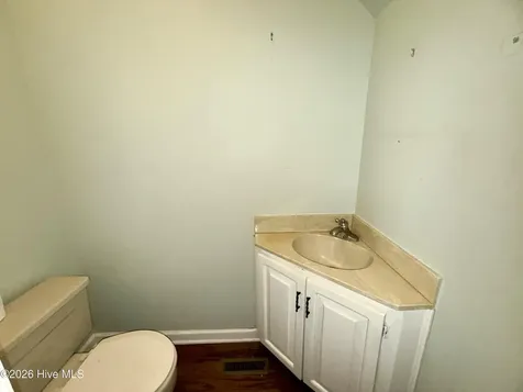8041 Saint Andrews Drive Laurinburg NC 28352