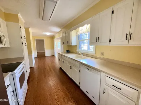 8041 Saint Andrews Drive Laurinburg NC 28352