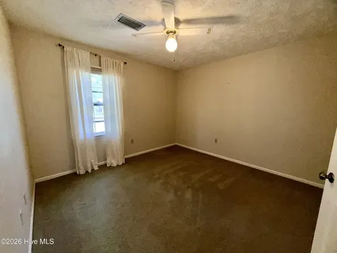 8041 Saint Andrews Drive Laurinburg NC 28352