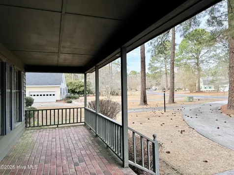 8041 Saint Andrews Drive Laurinburg NC 28352