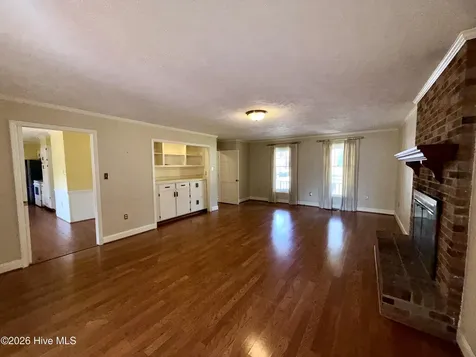 8041 Saint Andrews Drive Laurinburg NC 28352