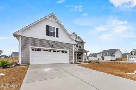59 W Barlowe West Avenue Hampstead NC 28443