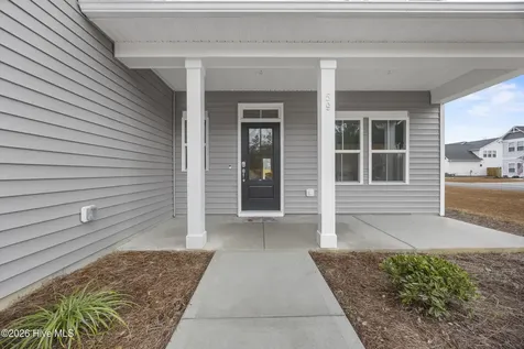 59 W Barlowe West Avenue Hampstead NC 28443