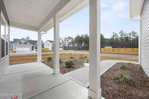 59 W Barlowe West Avenue Hampstead NC 28443