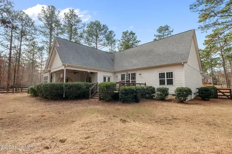 33 Banning Drive Whispering Pines NC 28327