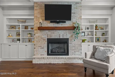 33 Banning Drive Whispering Pines NC 28327