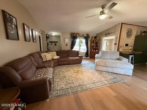 176 Old Fountain Road Richlands NC 28574