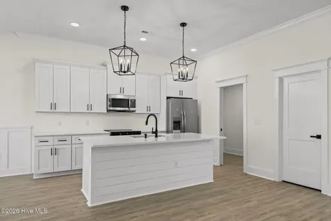 817 Boundary Line Drive SW Drive NW Calabash NC 28467