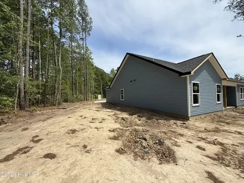 817 Boundary Line Drive SW Drive NW Calabash NC 28467