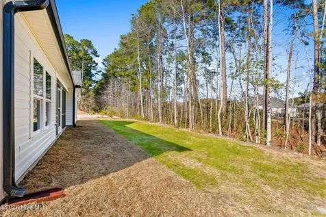 817 Boundary Line Drive SW Drive NW Calabash NC 28467