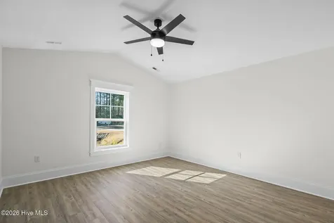 817 Boundary Line Drive SW Drive NW Calabash NC 28467