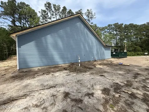 817 Boundary Line Drive SW Drive NW Calabash NC 28467