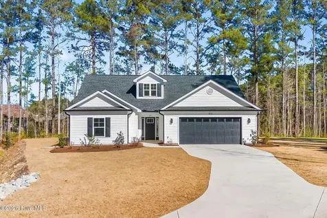 817 Boundary Line Drive SW Drive NW Calabash NC 28467