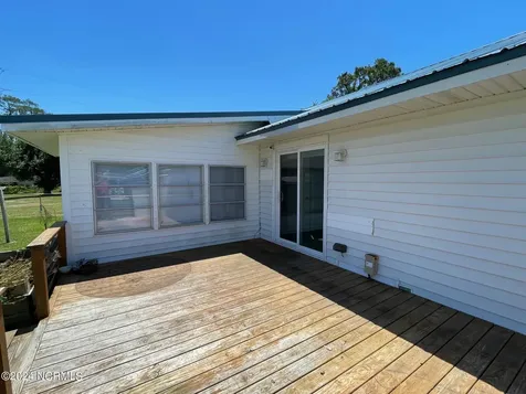 2604 Cedar Island Road Cedar Island NC 28520
