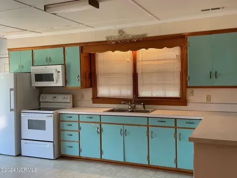 2604 Cedar Island Road Cedar Island NC 28520