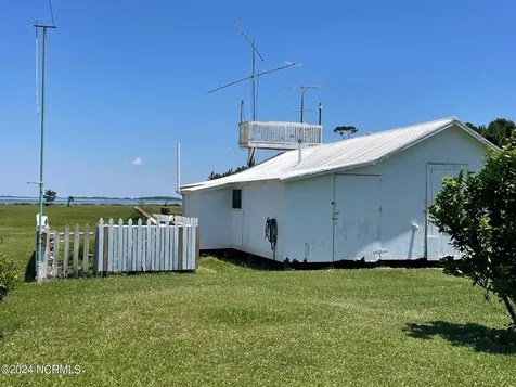2604 Cedar Island Road Cedar Island NC 28520