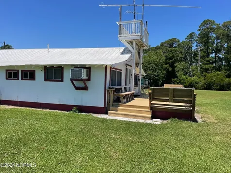 2604 Cedar Island Road Cedar Island NC 28520