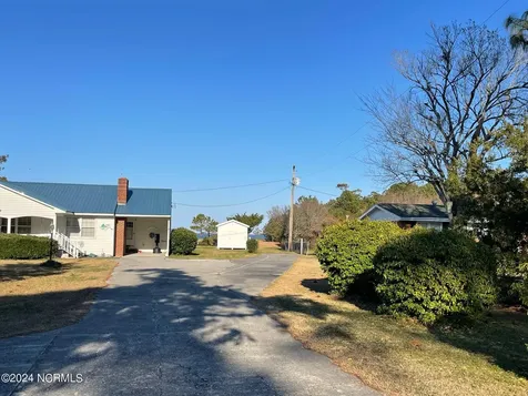 2604 Cedar Island Road Cedar Island NC 28520