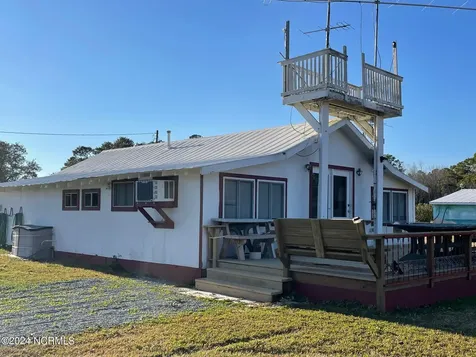 2604 Cedar Island Road Cedar Island NC 28520