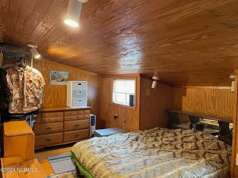2604 Cedar Island Road Cedar Island NC 28520