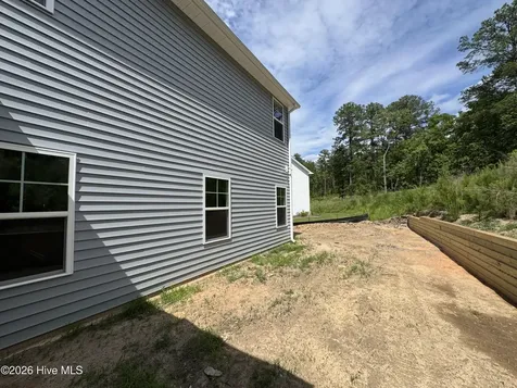 298 Rough Ridge Trail Aberdeen NC 28315